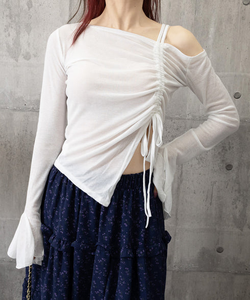 ワンオフショルダーTシャツギャザー 長袖 肩出しドロストtシャツ レディース リボンタイトTシャツ肩あき セクシートップス お洒落 アンバランスヘムtシャツ 薄手 90CHENXINI-021